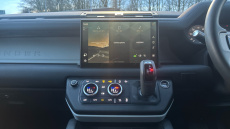 Land Rover Defender 3.0 D250 X-Dynamic HSE 110 5dr Auto Diesel Estate